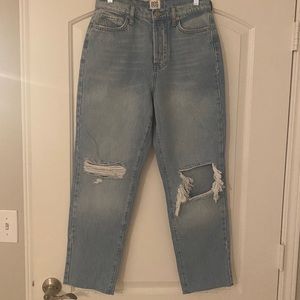 Women’s slim straight mom jeans